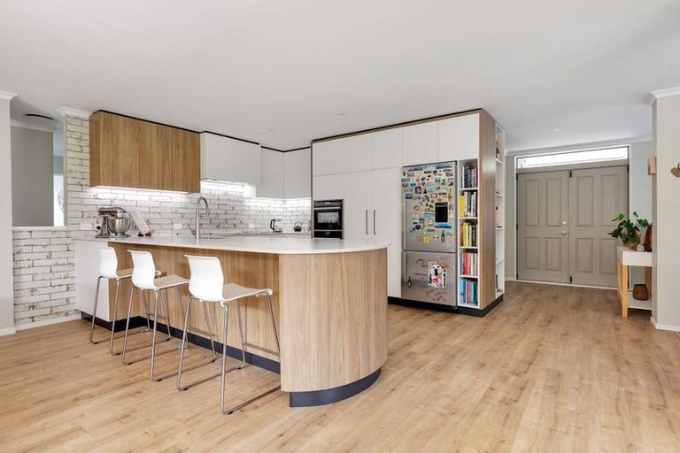 Photo of property in 5 The Green, Whakatane, 3120