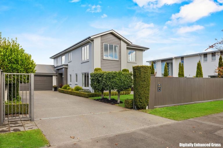 Photo of property in 68 Reka Street, Parklands, Christchurch, 8083