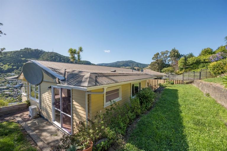 Photo of property in 16 Thompson Terrace, Toi Toi, Nelson, 7010