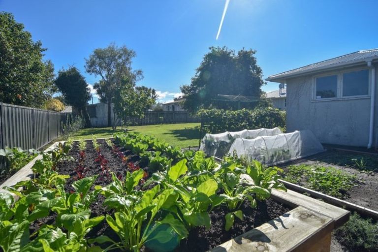 Photo of property in 2 Plimsoll Street, Carterton, 5713