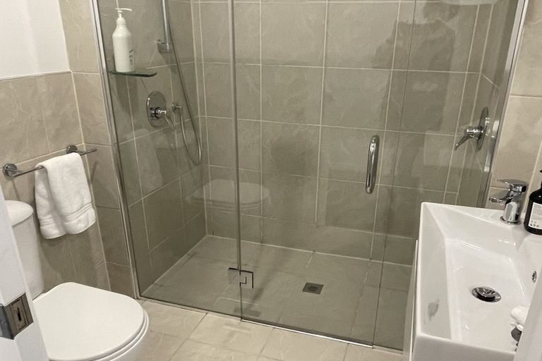 Photo of property in 6c Miller Place, Sunshine Bay, Queenstown, 9300