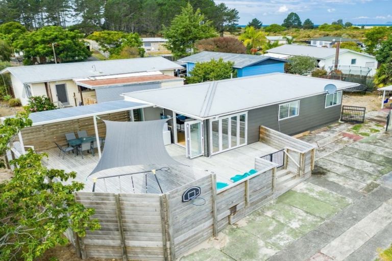 Photo of property in 10 Moki Place, Ruakaka, 0116