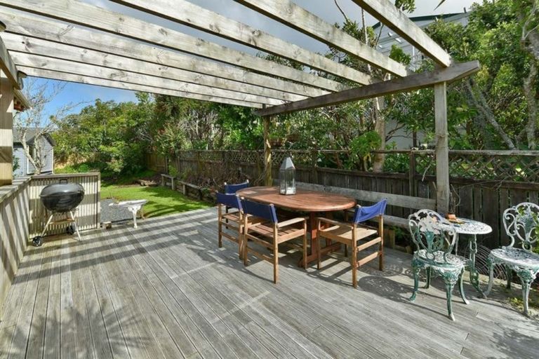 Photo of property in 20 Te Kapa Place, Snells Beach, 0920