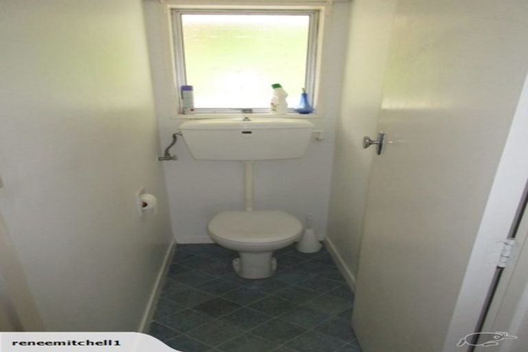 Photo of property in 2/26 Voelas Road, Lyttelton, 8082