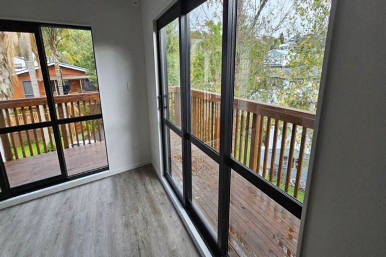 Photo of property in 12a Blease Street, New Lynn, Auckland, 0600