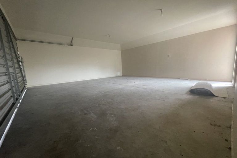 Photo of property in 10 Kydd Lane, Hornby, Christchurch, 8042