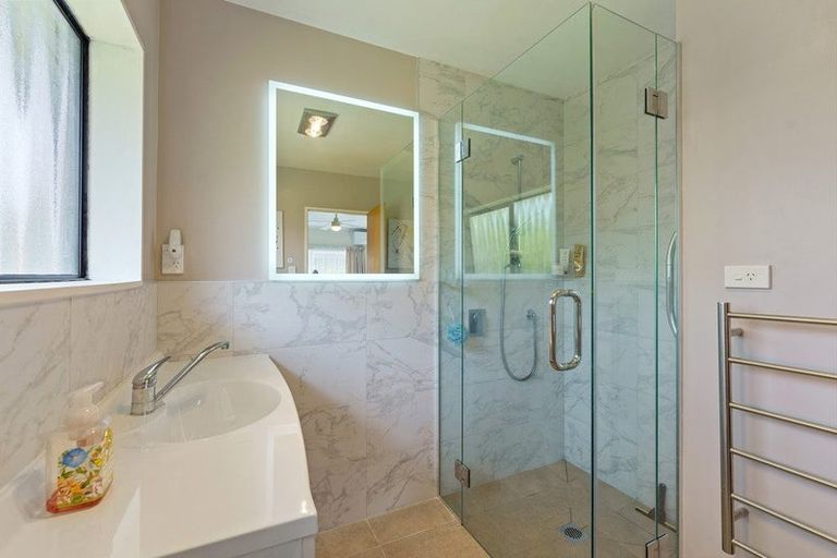 Photo of property in 12 Pinewood Grove, Paraparaumu Beach, Paraparaumu, 5032