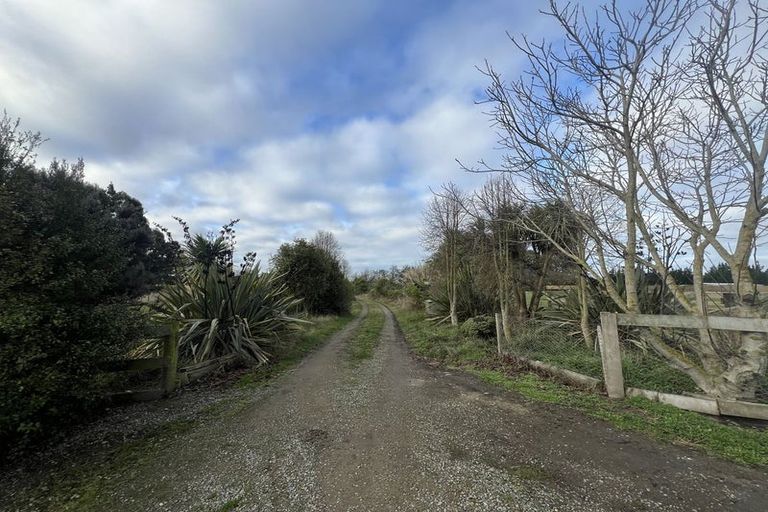 Photo of property in 192 Waihao Back Road, Waimate, 7979