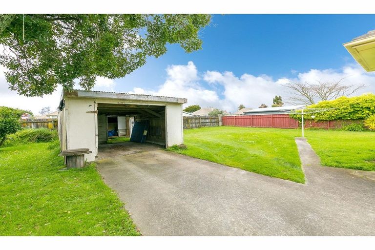 Photo of property in 4 Mcpherson Place, Fairfield, Hamilton, 3214