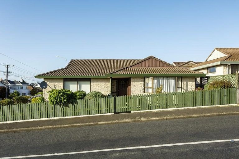 Photo of property in 1 Stanley Street, Kenmure, Dunedin, 9011