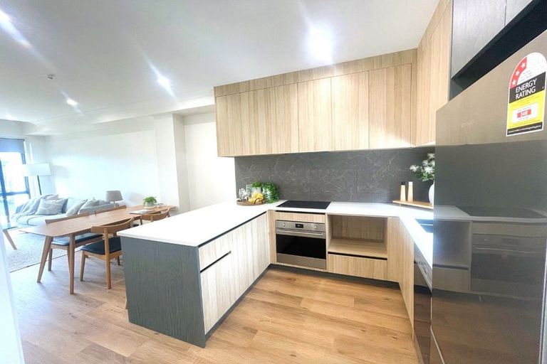 Photo of property in 64 Parkwood Avenue, Westgate, Auckland, 0614