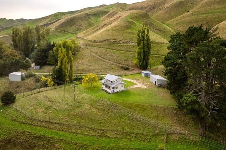 Photo of property in 1199 Middle Road, Poukawa, Hastings, 4178