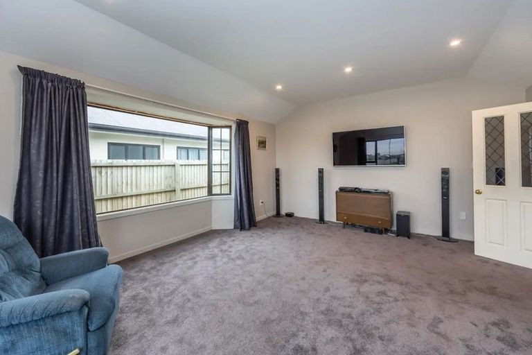 Photo of property in 37 Seymour Drive, Rolleston, 7614