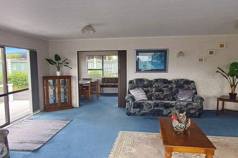 Photo of property in 1 Battersea Place, Richmond Heights, Taupo, 3330