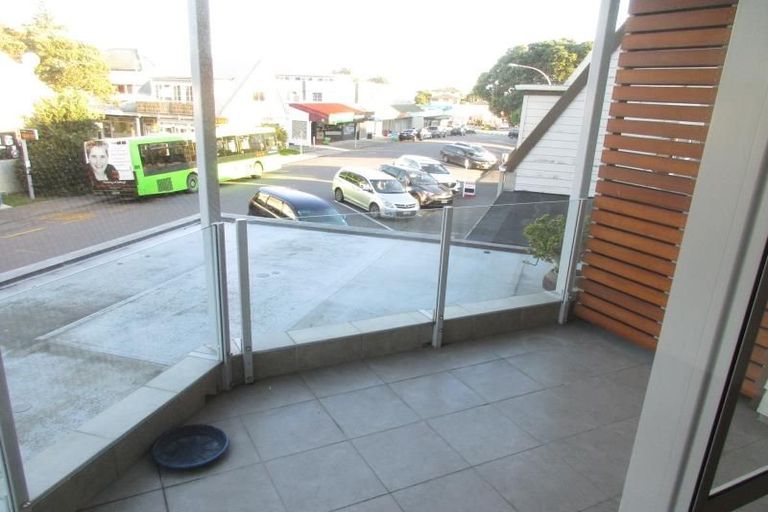 Photo of property in 9/4u Seaview Road, Paraparaumu Beach, Paraparaumu, 5032