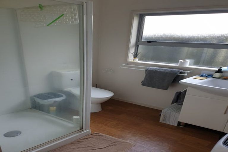 Photo of property in 18 Lisa Rise, Half Moon Bay, Auckland, 2012