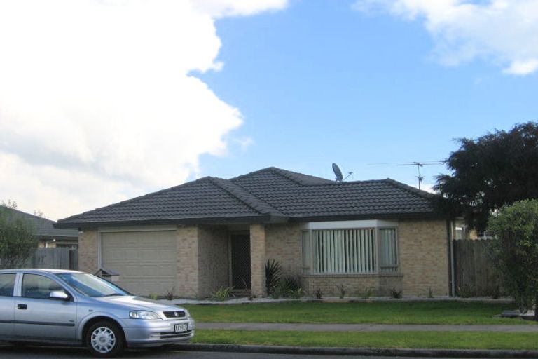 Photo of property in 41 Armoy Drive, East Tamaki, Auckland, 2016
