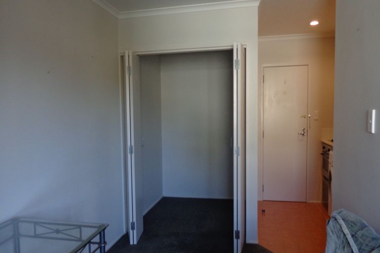 Photo of property in 12e/30 Westward Ho, Glen Eden, Auckland, 0602