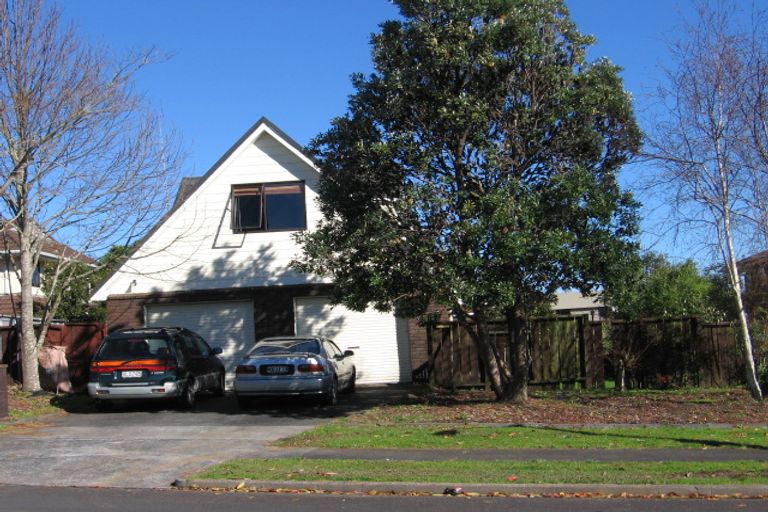 Photo of property in 4 Sophora Place, Totara Heights, Auckland, 2105