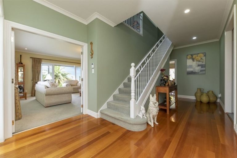 Photo of property in 296 Old North Road, Kumeu, 0892