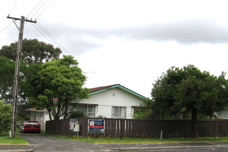 Photo of property in 1/27 Mataroa Road, Mount Wellington, Auckland, 1062