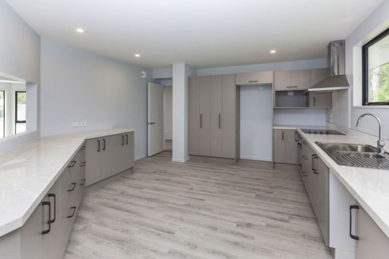 Photo of property in 2/58 Innes Road, St Albans, Christchurch, 8052