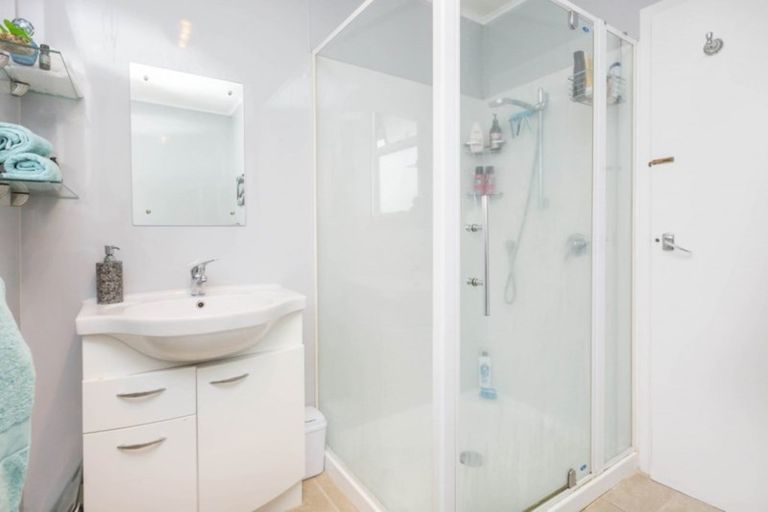 Photo of property in 17 Greenwich Grove, Stokes Valley, Lower Hutt, 5019