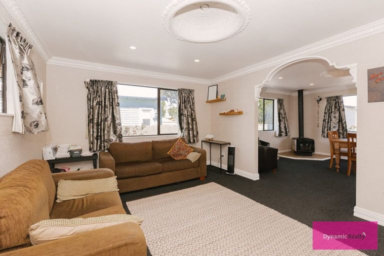 Photo of property in 36 Burns Avenue, Takaro, Palmerston North, 4412