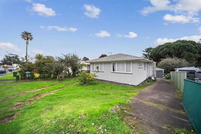 Photo of property in 34 Mclean Avenue, Papatoetoe, Auckland, 2025