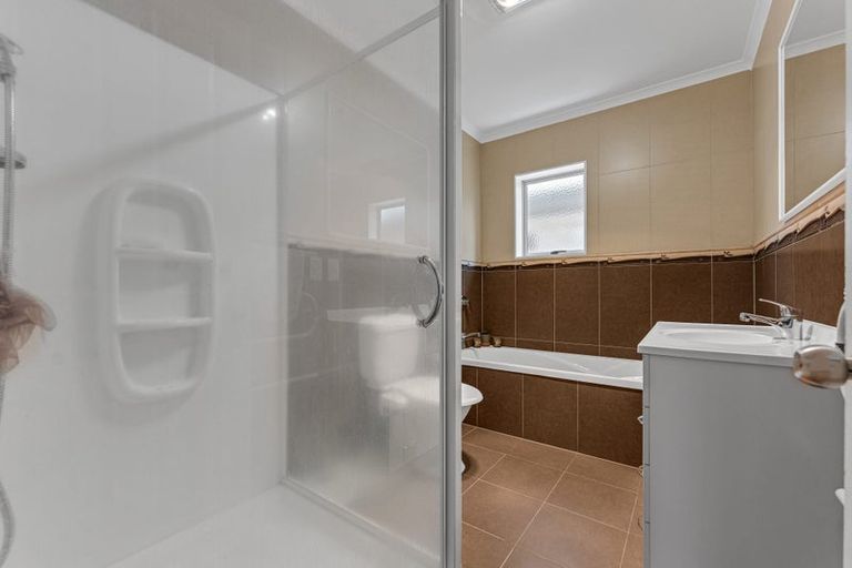 Photo of property in 44a Sunnyside Crescent, Papatoetoe, Auckland, 2025