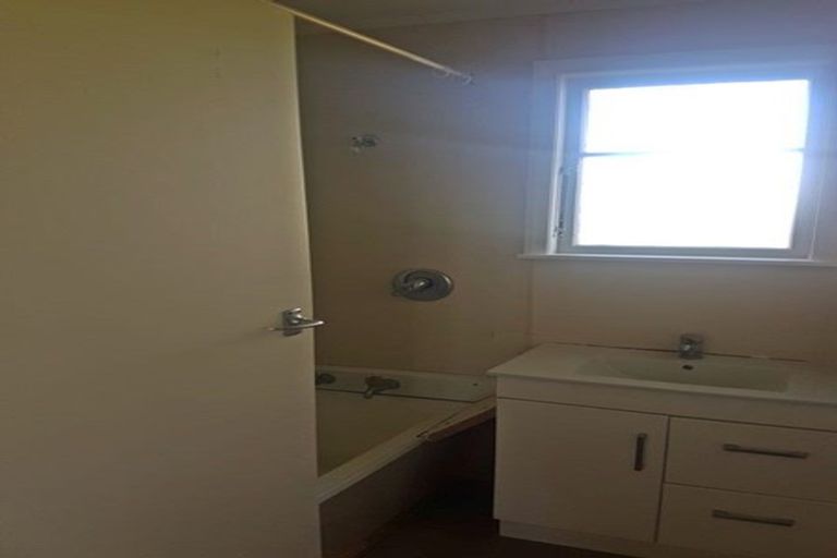 Photo of property in 4 Drayton Place, Highbury, Palmerston North, 4412