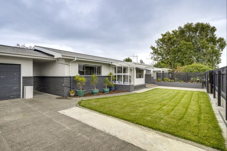 Photo of property in 2/1 Hitchings Avenue, Onekawa, Napier, 4110