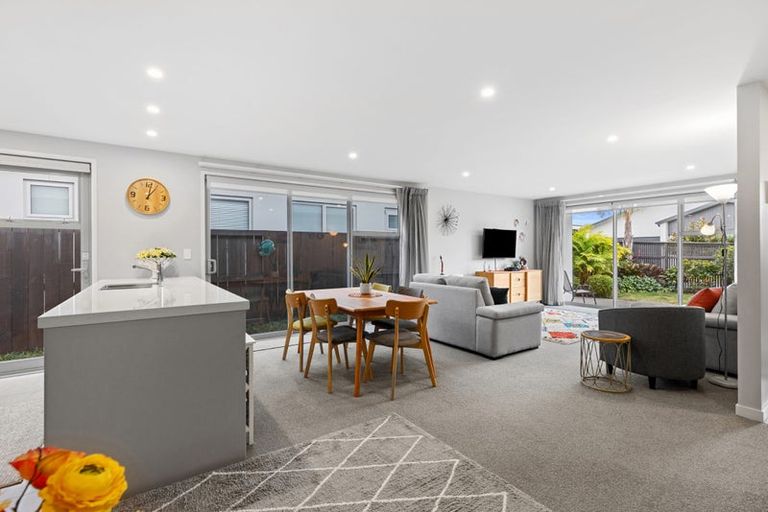 Photo of property in 35 Saint Pauls Drive, Brookfield, Tauranga, 3110