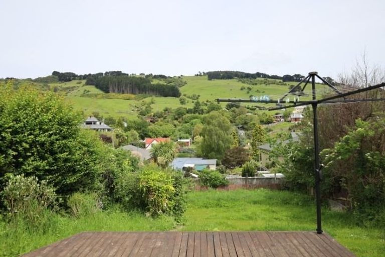 Photo of property in 12 Dickson Street, Macandrew Bay, Dunedin, 9014