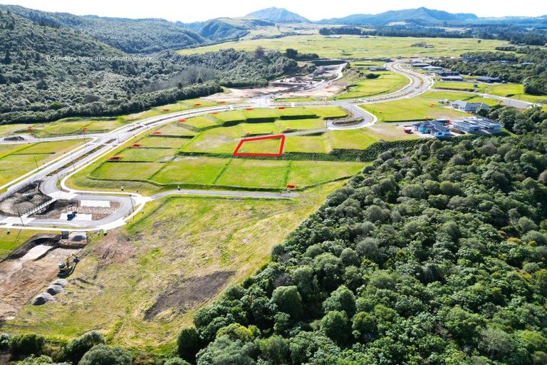 Photo of property in 12 Broadleaf Way, Kinloch, 3377