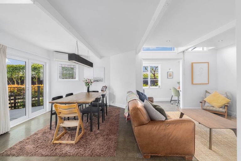 Photo of property in 135 Packe Street, Edgeware, Christchurch, 8013