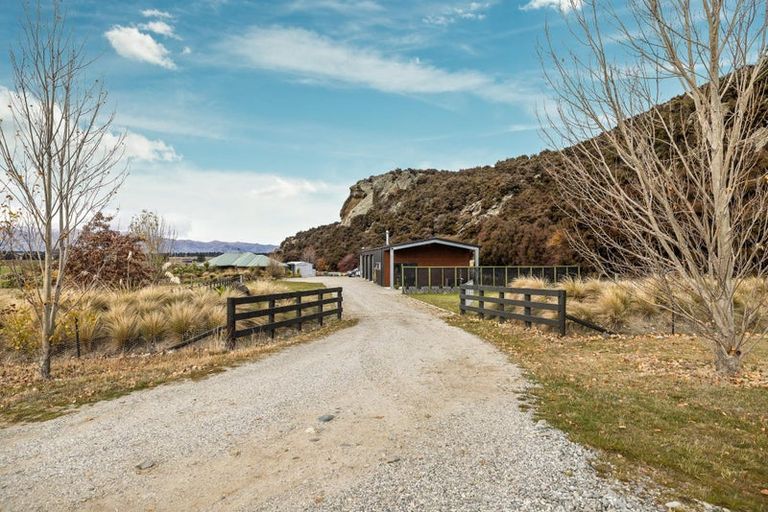 Photo of property in 5 Pukekowhai Drive, Queensberry, Cromwell, 9383