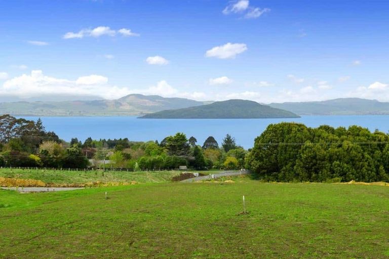 Photo of property in 8/73 Ward Road, Hamurana, 3097