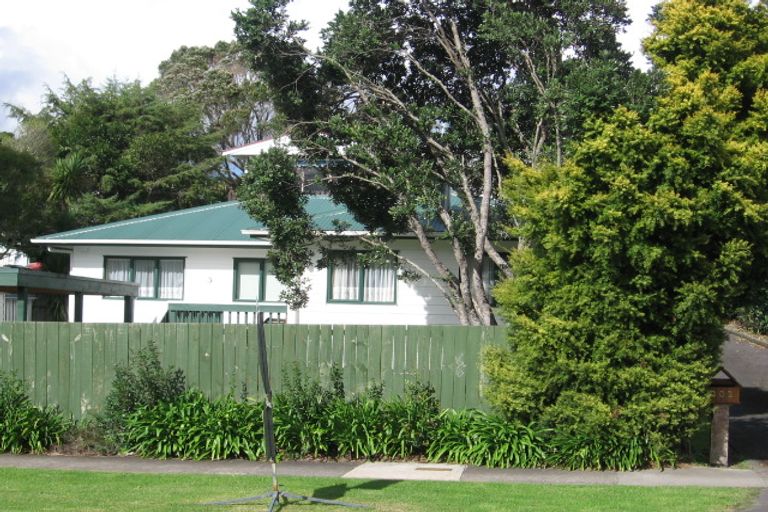 Photo of property in 202a Henderson Valley Road, Henderson, Auckland, 0612