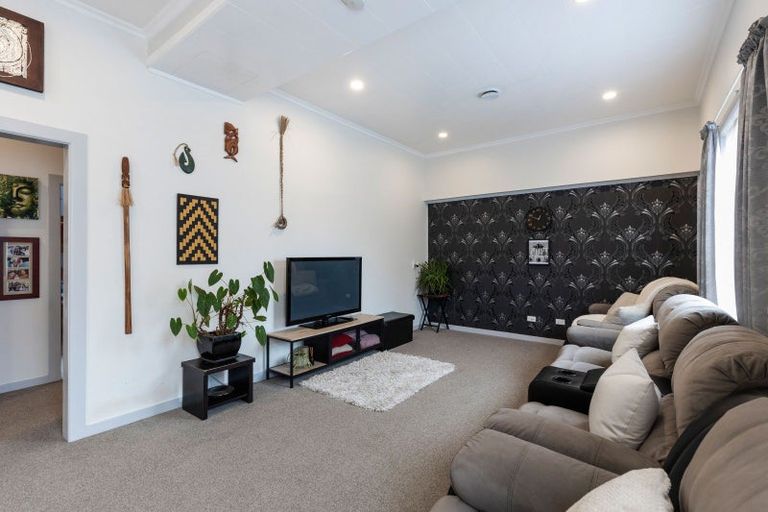 Photo of property in 20b Calgher Avenue, Waitara, 4320