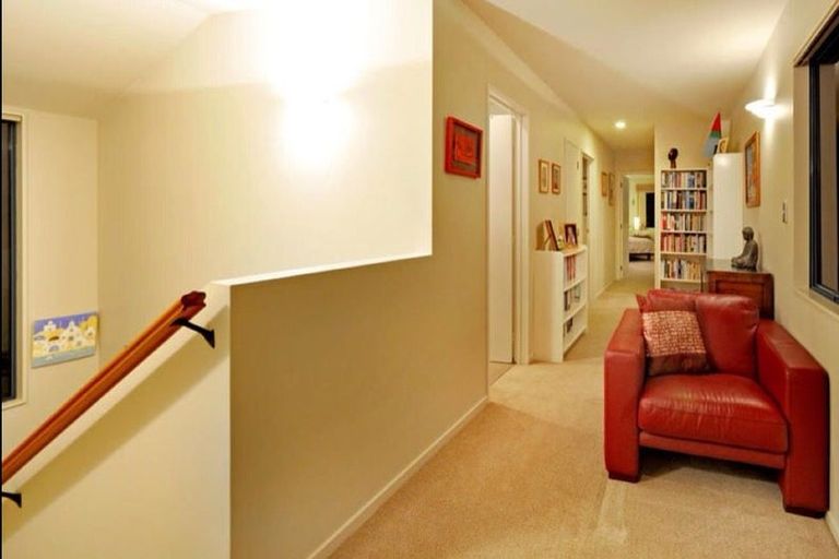 Photo of property in 2 Rimu Rise, Albany, Auckland, 0632