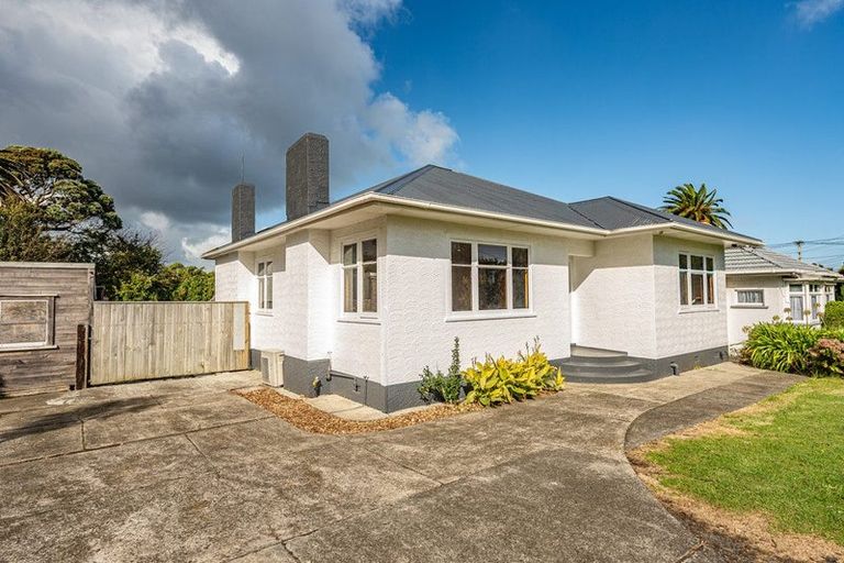 Photo of property in 28 Totara Street, Tawhero, Whanganui, 4501