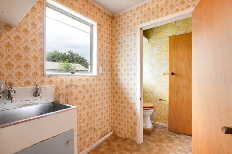 Photo of property in 2 Cabot Place, Flaxmere, Hastings, 4120