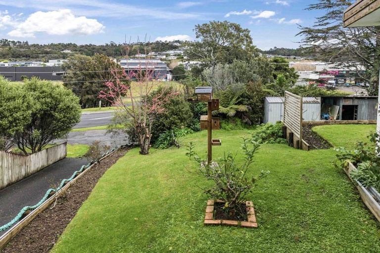 Photo of property in 630 Whangaparaoa Road, Stanmore Bay, Whangaparaoa, 0932