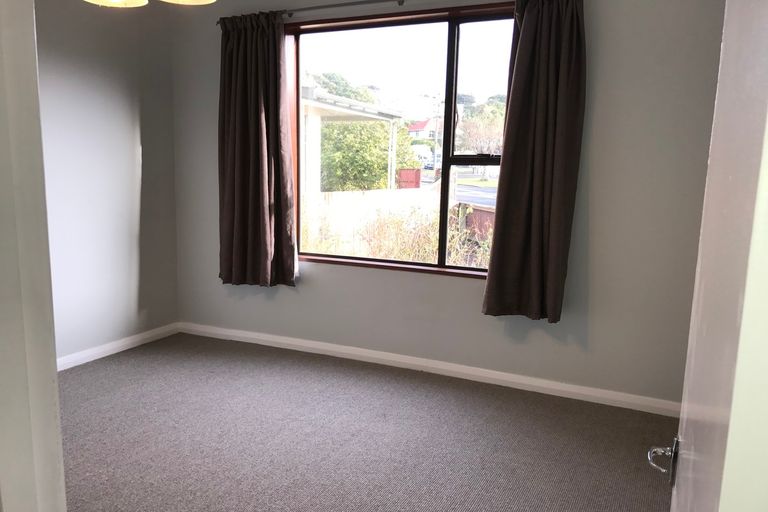 Photo of property in 10 Lochend Street, Musselburgh, Dunedin, 9013