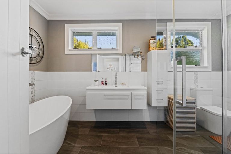 Photo of property in 7 Climie Crescent, Hawera, 4610