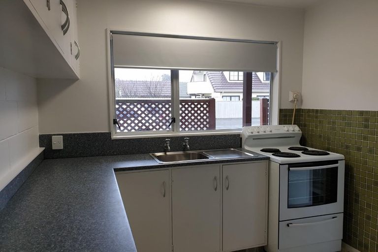 Photo of property in 2/8 Tawai Street, Trentham, Upper Hutt, 5018