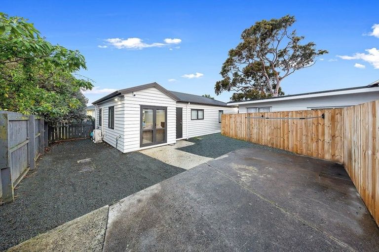 Photo of property in 28a Ronald Place, Manurewa, Auckland, 2102