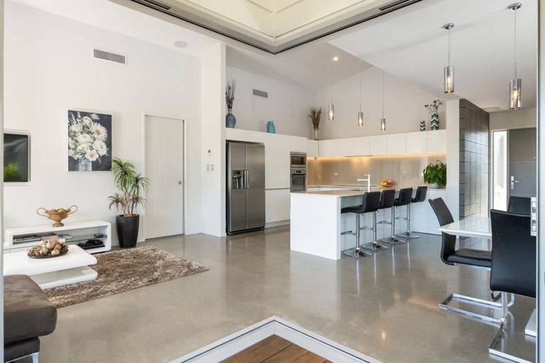 Photo of property in 42 Cassinia Close, Papamoa Beach, Papamoa, 3118