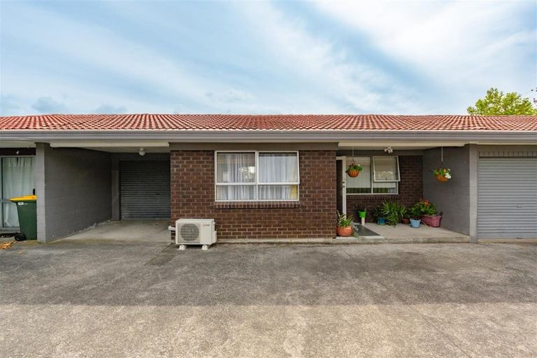 Photo of property in 5/13 Seabrook Avenue, New Lynn, Auckland, 0600